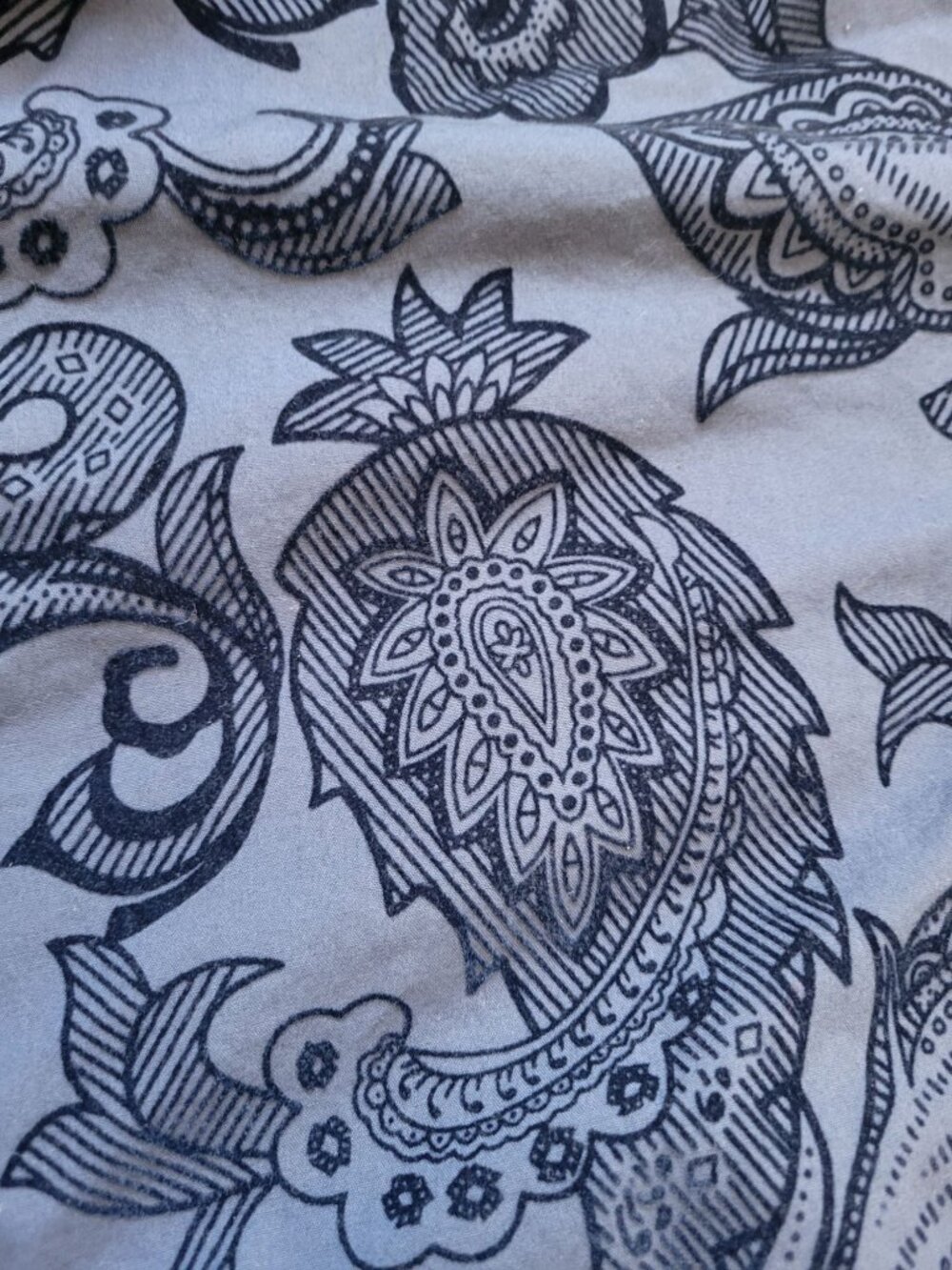 Consequence long sleeve button-up shirt  a dark grey/blue tone flocked velvet XL - Picture 5 of 9